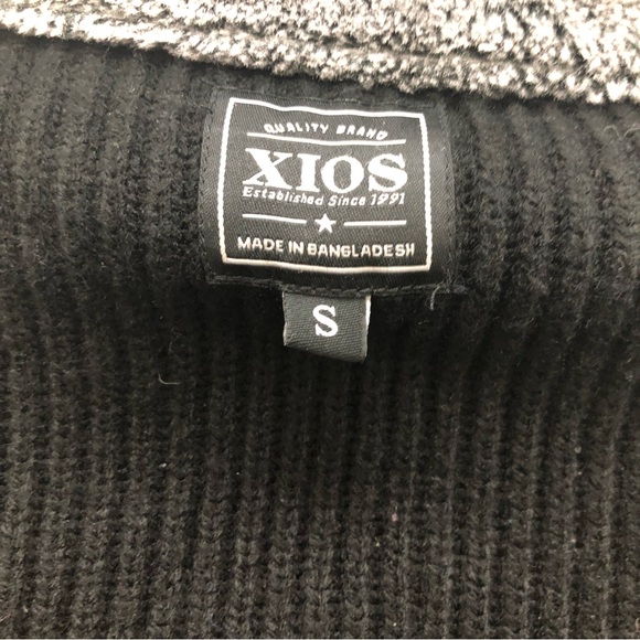 XIOS M Size S Black/Gray Long Sleeve Turtle Neck with Neck Snap Opening Sweater - Picture 7 of 10